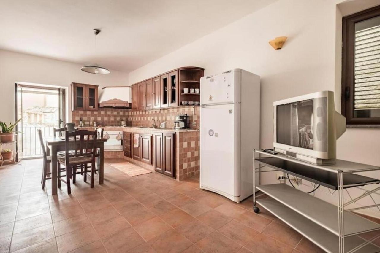 Tavola Tonda Apartament Палермо Екстериор снимка